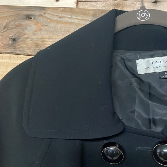 Tahari Arthur S. Levine size 6 black waist length black blazer jacket - Picture 5 of 9